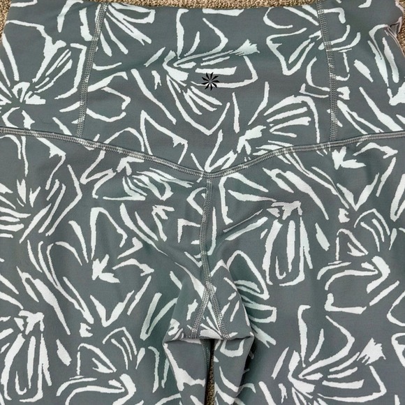 Athleta Pants - Athleta Elation Textured 7/8 Tight Leggings Floral Print High‎ Rise Womens M